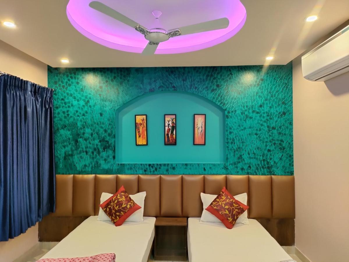 Hotel Aloka Residency Колката Екстериор снимка